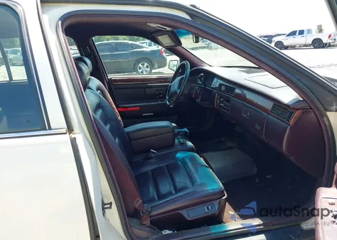 1995 Cadillac Deville z USA, uszkodzony, nr VIN 1G6KD52B2SU207786